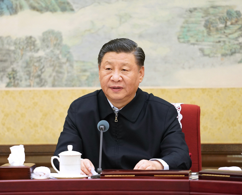 12月26日至27日，中共中央政治局召开“不忘初心、牢记使命”专题民主生活会，中共中央总书记习近平主持会议并发表重要讲话。新华社记者 李学仁 摄