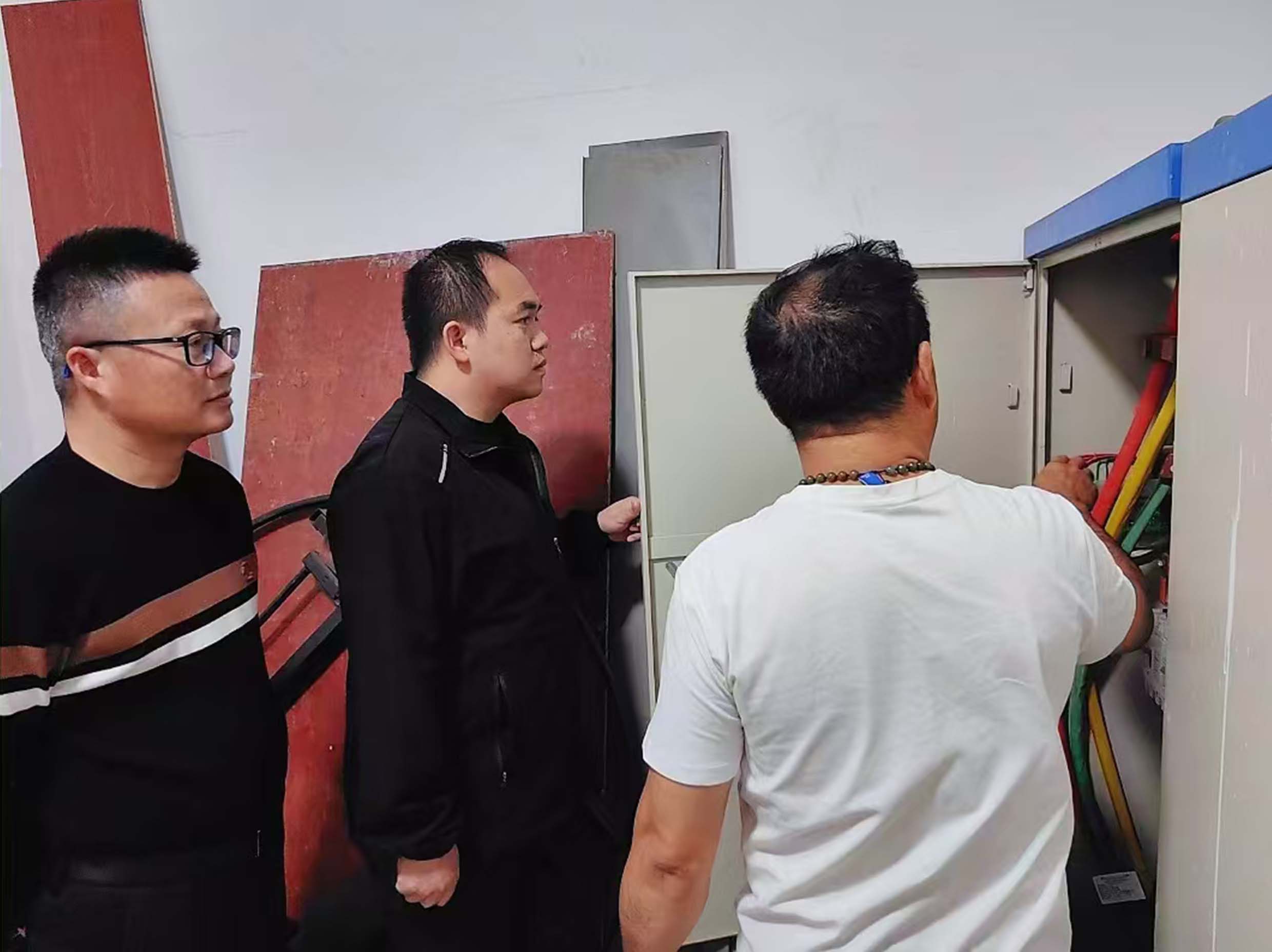 陆克宇带队对员工食堂等场所开展专项检查